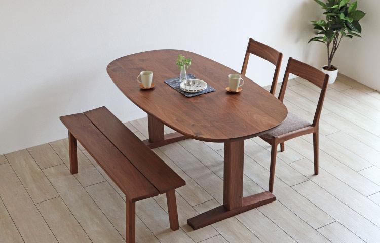 ウォールナット 楕円形天板・二本脚ダイニングテーブル［OVAL-TABLE］：木の家具専門店［木蔵］